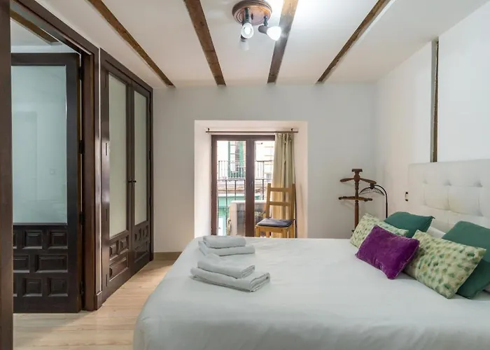 Bright & Cozy- 2Bd 1,5Bth - La Latina
