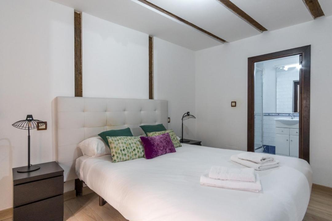 Bright & Cozy- 2bd 1,5bth - La Latina Madryt