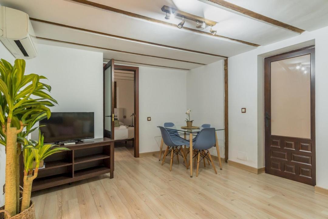 Bright & Cozy- 2bd 1,5bth - La Latina Appartement *